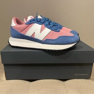 New Balance 237